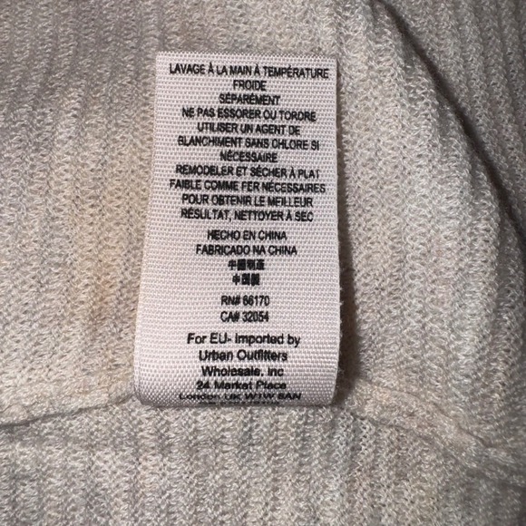 Free People Starman Cream Ribbed Bell Sleeve V Neck Pullover Sweater L‎ - Picture 8 of 8